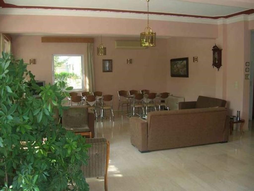 Ermis Hotel Loutra Ipatis Exterior photo